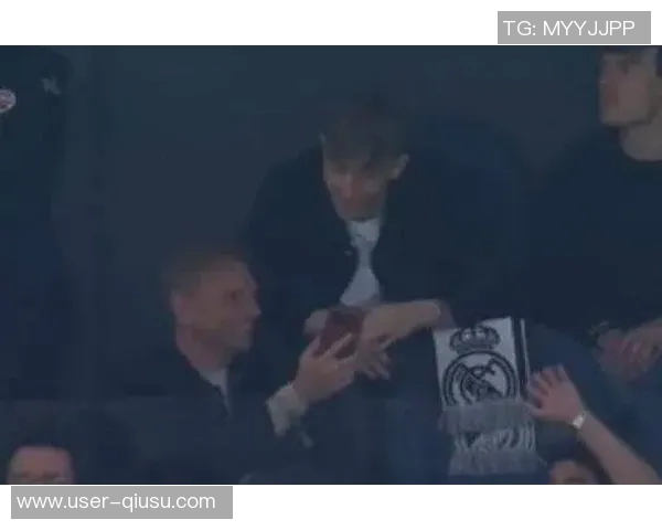 赫伊森受批因阿森西奥受伤时笑谈未播治疗画面引发争议